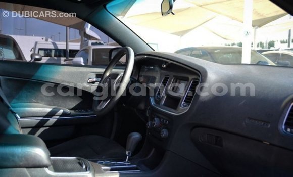 Ra Imported Dodge Charger funfun Ọkọ̀ in Import - Dubai ni Ashanti Ra Imported Dodge Charger funfun Ọkọ̀ in Import - Dubai ni Ashanti