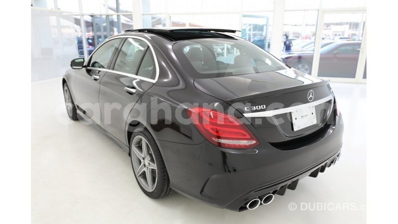 Big with watermark mercedes benz 1117 ashanti import dubai 14394