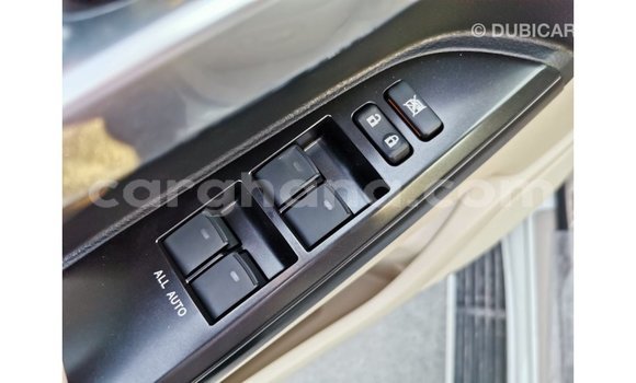 Buy Import Toyota Land Cruiser White Car in Import - Dubai in Ashanti Buy Import Toyota Land Cruiser White Car in Import - Dubai in Ashanti