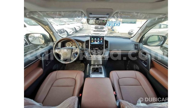 Big with watermark toyota land cruiser ashanti import dubai 14444