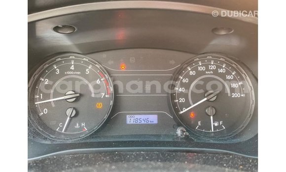 Sayi Imported Toyota Hilux White Mota in Import - Dubai a Ashanti Sayi Imported Toyota Hilux White Mota in Import - Dubai a Ashanti