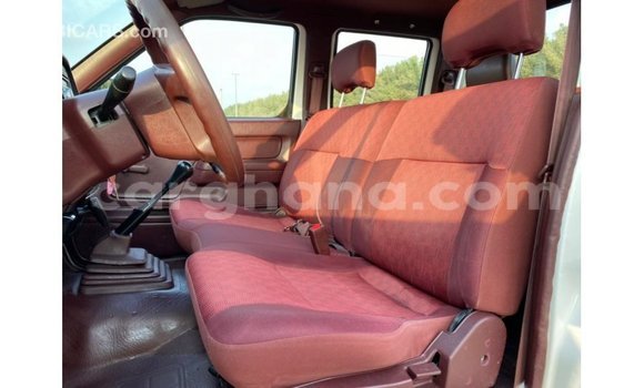 Buy Import Nissan Pickup White Car in Import - Dubai in Ashanti Buy Import Nissan Pickup White Car in Import - Dubai in Ashanti