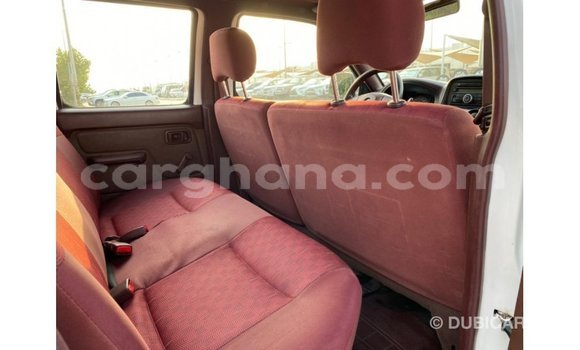 Buy Import Nissan Pickup White Car in Import - Dubai in Ashanti Buy Import Nissan Pickup White Car in Import - Dubai in Ashanti