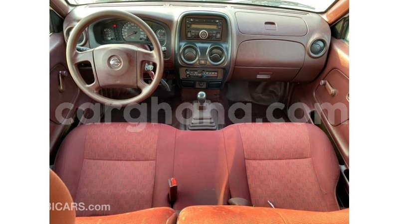 Big with watermark nissan pickup ashanti import dubai 14463