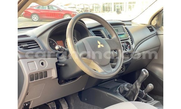 Sayi Imported Mitsubishi L200 White Mota in Import - Dubai a Ashanti Sayi Imported Mitsubishi L200 White Mota in Import - Dubai a Ashanti