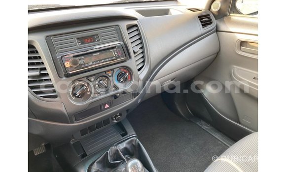 Sayi Imported Mitsubishi L200 White Mota in Import - Dubai a Ashanti Sayi Imported Mitsubishi L200 White Mota in Import - Dubai a Ashanti