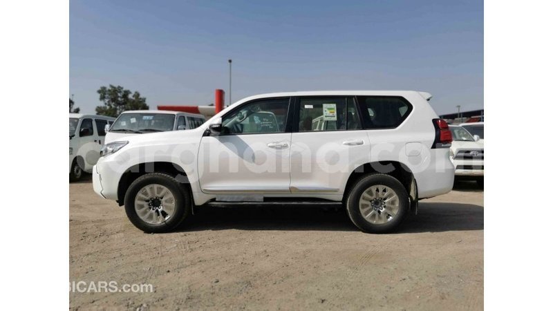 Big with watermark toyota prado ashanti import dubai 14468