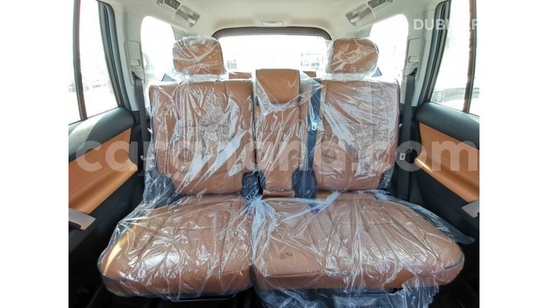 Big with watermark toyota prado ashanti import dubai 14468