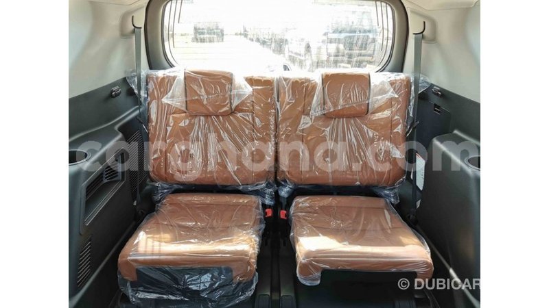 Big with watermark toyota prado ashanti import dubai 14468