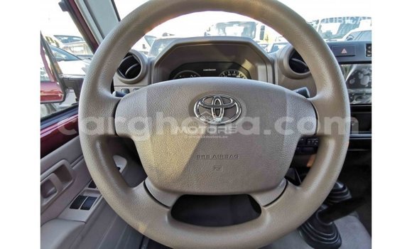 Sayi Imported Toyota Land Cruiser Red Mota in Import - Dubai a Ashanti Sayi Imported Toyota Land Cruiser Red Mota in Import - Dubai a Ashanti