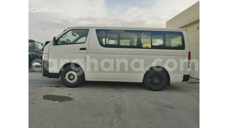 Big with watermark toyota hiace ashanti import dubai 14494