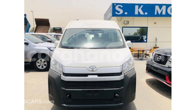 Big with watermark toyota hiace ashanti import dubai 14504