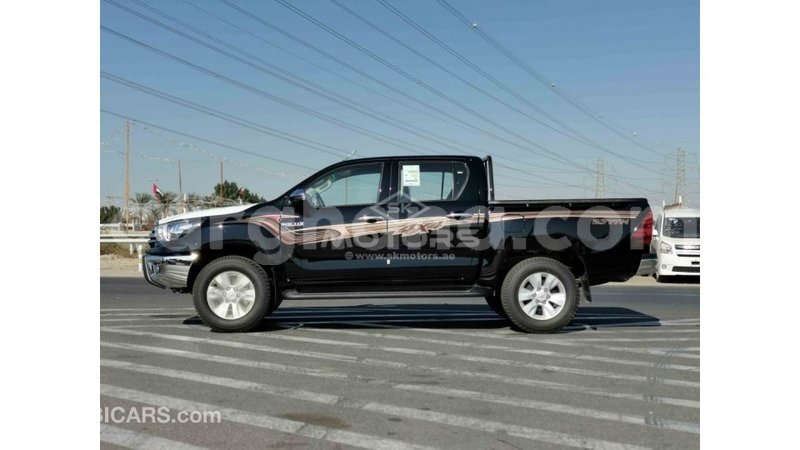 Big with watermark toyota hilux ashanti import dubai 14511