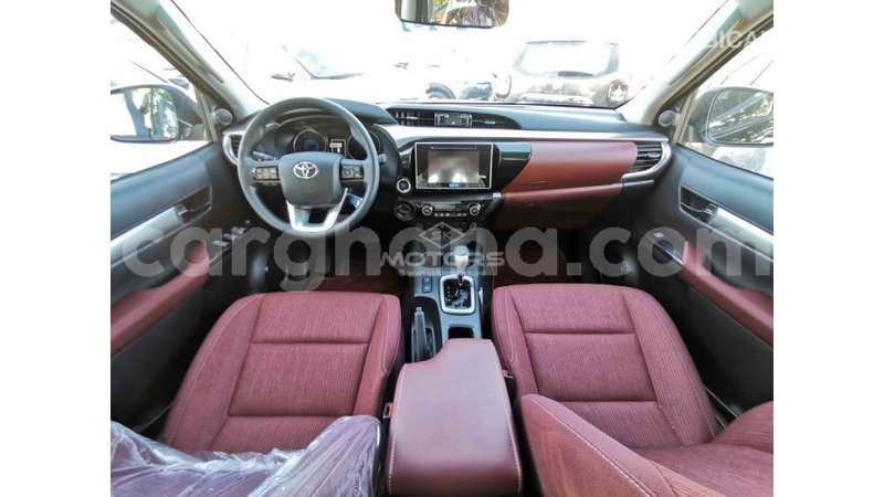 Big with watermark toyota hilux ashanti import dubai 14511