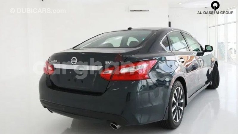 Big with watermark nissan altima ashanti import dubai 14517