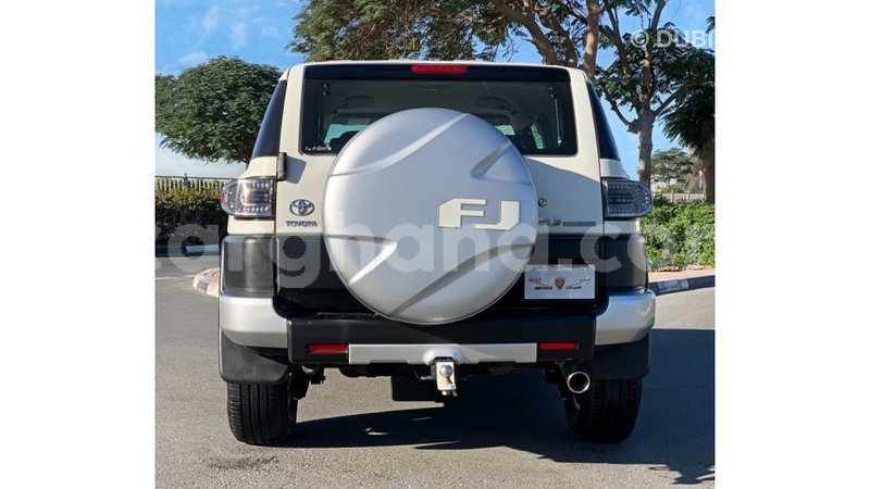 Big with watermark toyota fj cruiser ashanti import dubai 14524