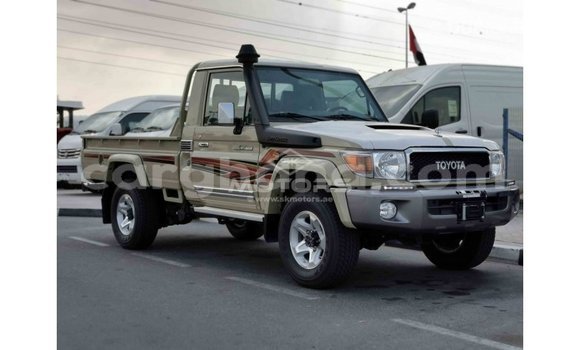 Sayi Imported Toyota Land Cruiser M Mota in Import - Dubai a Ashanti Sayi Imported Toyota Land Cruiser M Mota in Import - Dubai a Ashanti