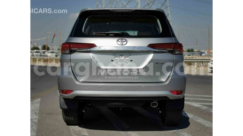 Big with watermark toyota fortuner ashanti import dubai 14539