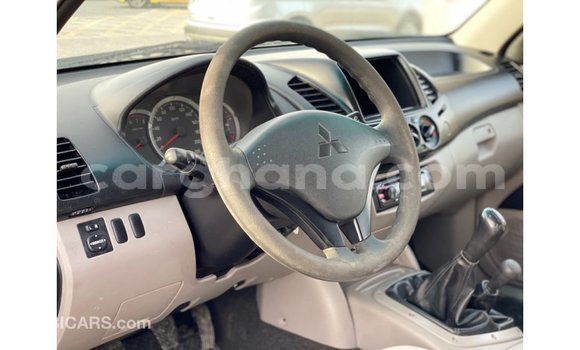 Sayi Imported Mitsubishi L200 Sauran Mota in Import - Dubai a Ashanti Sayi Imported Mitsubishi L200 Sauran Mota in Import - Dubai a Ashanti