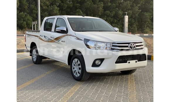 Ra Imported Toyota Hilux funfun Ọkọ̀ in Import - Dubai ni Ashanti Ra Imported Toyota Hilux funfun Ọkọ̀ in Import - Dubai ni Ashanti