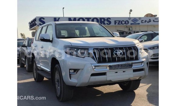 Sayi Imported Toyota Prado White Mota in Import - Dubai a Ashanti Sayi Imported Toyota Prado White Mota in Import - Dubai a Ashanti