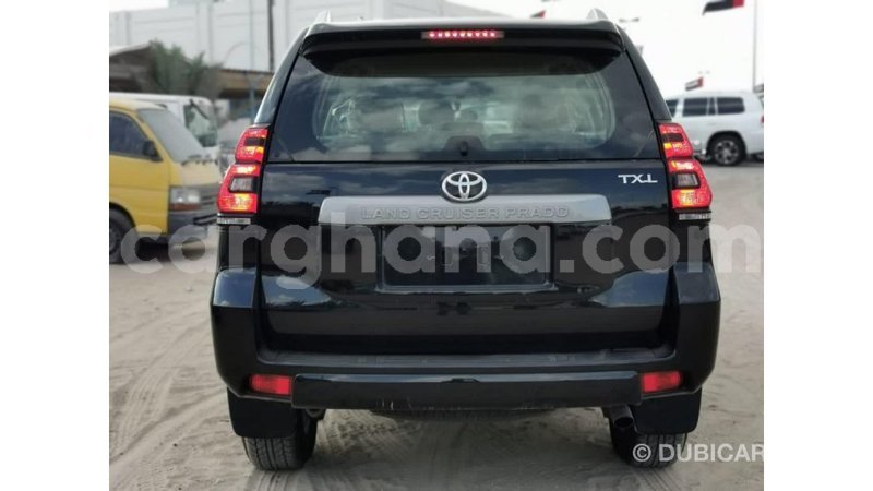 Big with watermark toyota prado ashanti import dubai 14563