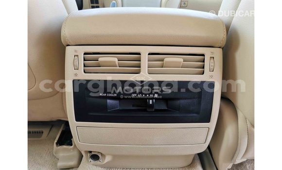 Ra Imported Toyota Land Cruiser funfun Ọkọ̀ in Import - Dubai ni Ashanti Ra Imported Toyota Land Cruiser funfun Ọkọ̀ in Import - Dubai ni Ashanti