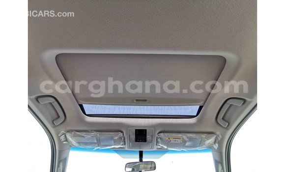 Sayi Imported Toyota Prado White Mota in Import - Dubai a Ashanti Sayi Imported Toyota Prado White Mota in Import - Dubai a Ashanti