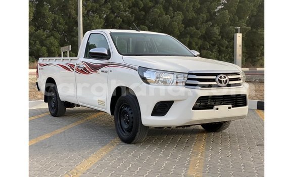Buy Import Toyota Hilux White Car in Import - Dubai in Ashanti Buy Import Toyota Hilux White Car in Import - Dubai in Ashanti