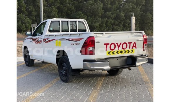 Buy Import Toyota Hilux White Car in Import - Dubai in Ashanti Buy Import Toyota Hilux White Car in Import - Dubai in Ashanti
