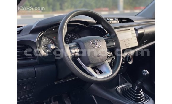 Buy Import Toyota Hilux White Car in Import - Dubai in Ashanti Buy Import Toyota Hilux White Car in Import - Dubai in Ashanti