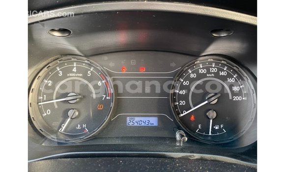 Buy Import Toyota Hilux White Car in Import - Dubai in Ashanti Buy Import Toyota Hilux White Car in Import - Dubai in Ashanti