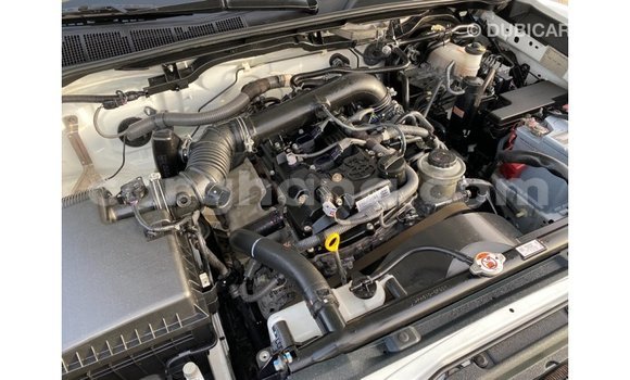 Buy Import Toyota Hilux White Car in Import - Dubai in Ashanti Buy Import Toyota Hilux White Car in Import - Dubai in Ashanti