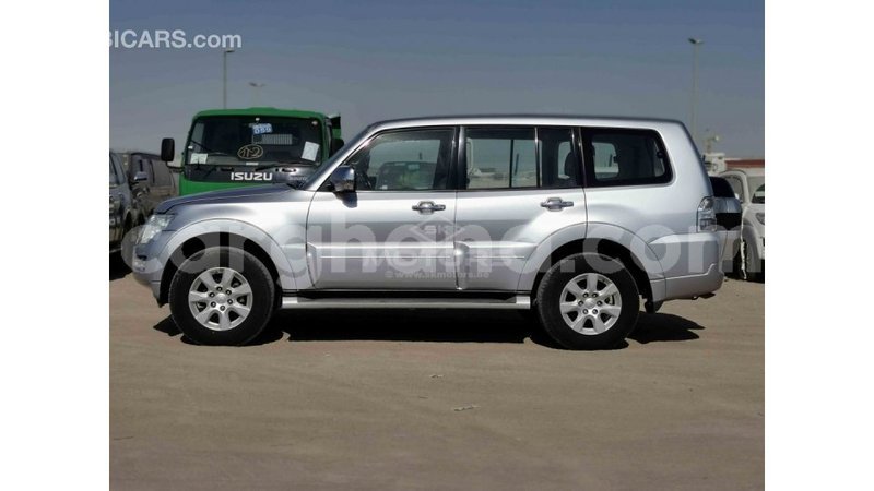 Big with watermark mitsubishi pajero ashanti import dubai 14590