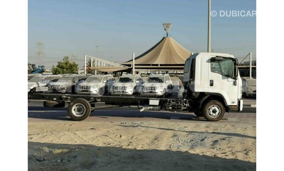 Sayi Imported Isuzu Rodeo White Mota in Import - Dubai a Ashanti Sayi Imported Isuzu Rodeo White Mota in Import - Dubai a Ashanti