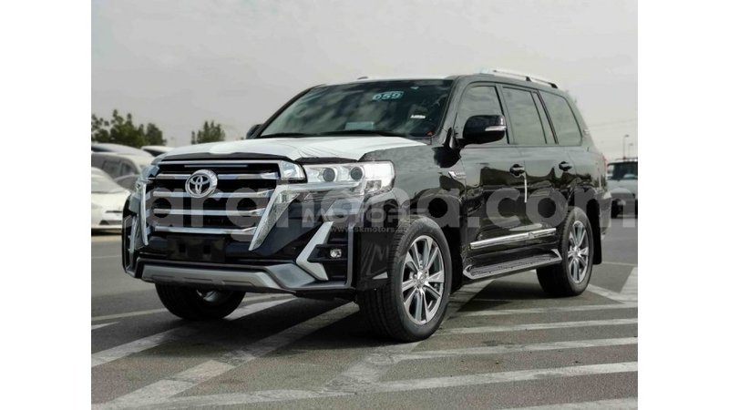 Big with watermark toyota land cruiser ashanti import dubai 14603