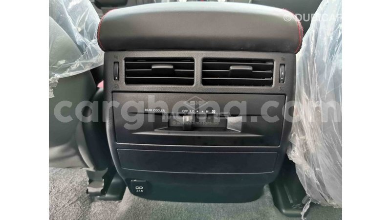 Big with watermark toyota land cruiser ashanti import dubai 14603