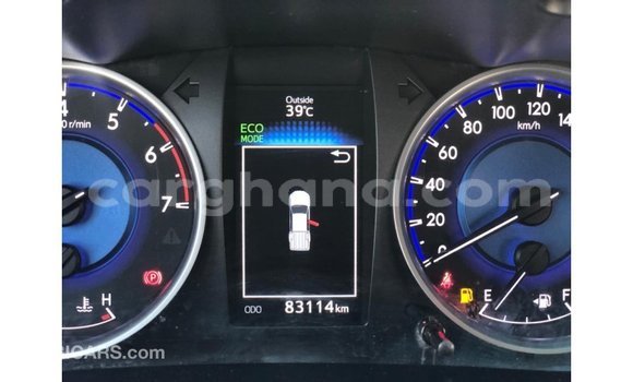 Sayi Imported Toyota Hilux White Mota in Import - Dubai a Ashanti Sayi Imported Toyota Hilux White Mota in Import - Dubai a Ashanti