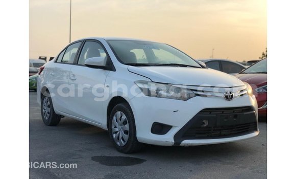 Ra Imported Toyota Yaris funfun Ọkọ̀ in Import - Dubai ni Ashanti Ra Imported Toyota Yaris funfun Ọkọ̀ in Import - Dubai ni Ashanti