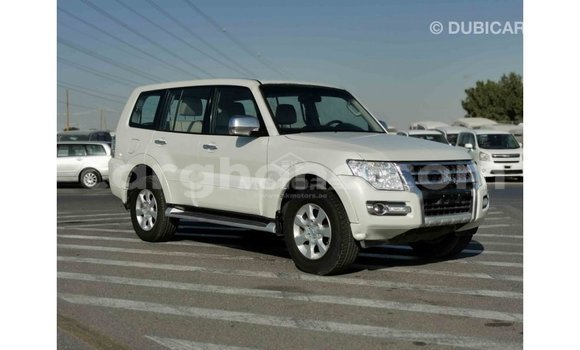 Buy Import Mitsubishi Pajero White Car in Import - Dubai in Ashanti Buy Import Mitsubishi Pajero White Car in Import - Dubai in Ashanti