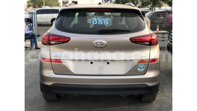 Big with watermark hyundai tucson ashanti import dubai 14645