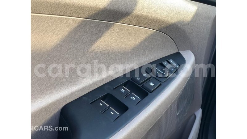 Big with watermark hyundai tucson ashanti import dubai 14645