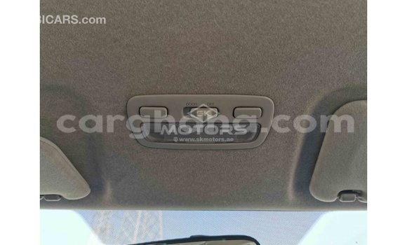 Sayi Imported Toyota Hiace White Mota in Import - Dubai a Ashanti Sayi Imported Toyota Hiace White Mota in Import - Dubai a Ashanti