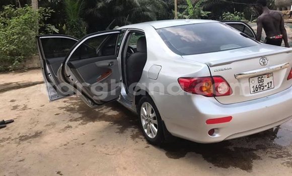 Sayi Na hannu Toyota Corolla Azurfa Mota in Accra a Greater Accra Sayi Na hannu Toyota Corolla Azurfa Mota in Accra a Greater Accra