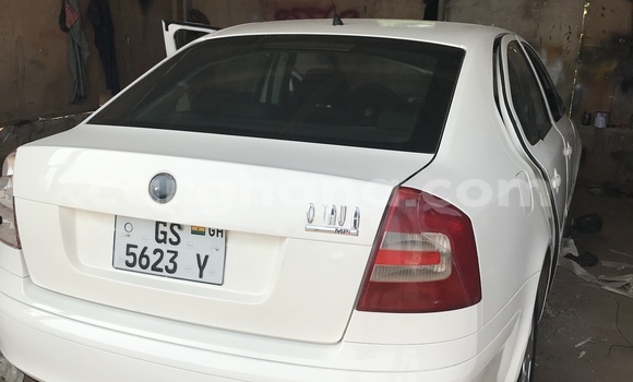 Buy Used Skoda Octavia White Car in Accra in Greater Accra Buy Used Skoda Octavia White Car in Accra in Greater Accra