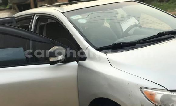 Sayi Na hannu Toyota Corolla Azurfa Mota in Accra a Greater Accra Sayi Na hannu Toyota Corolla Azurfa Mota in Accra a Greater Accra