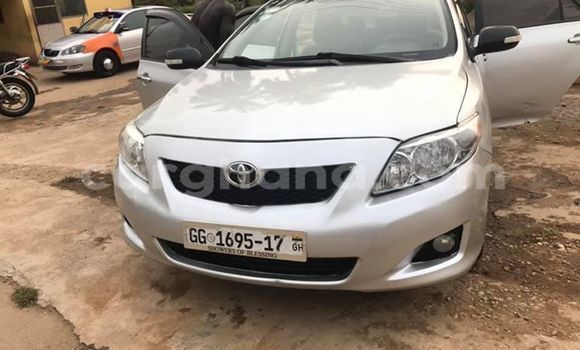 Sayi Na hannu Toyota Corolla Azurfa Mota in Accra a Greater Accra Sayi Na hannu Toyota Corolla Azurfa Mota in Accra a Greater Accra