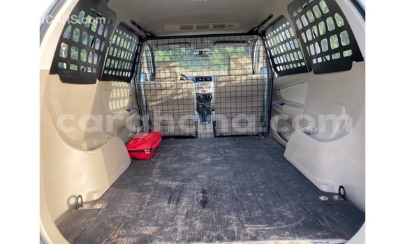 Sayi Imported Toyota Avanza White Mota in Import - Dubai a Ashanti Sayi Imported Toyota Avanza White Mota in Import - Dubai a Ashanti