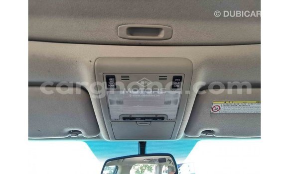 Buy Import Toyota Land Cruiser White Car in Import - Dubai in Ashanti Buy Import Toyota Land Cruiser White Car in Import - Dubai in Ashanti