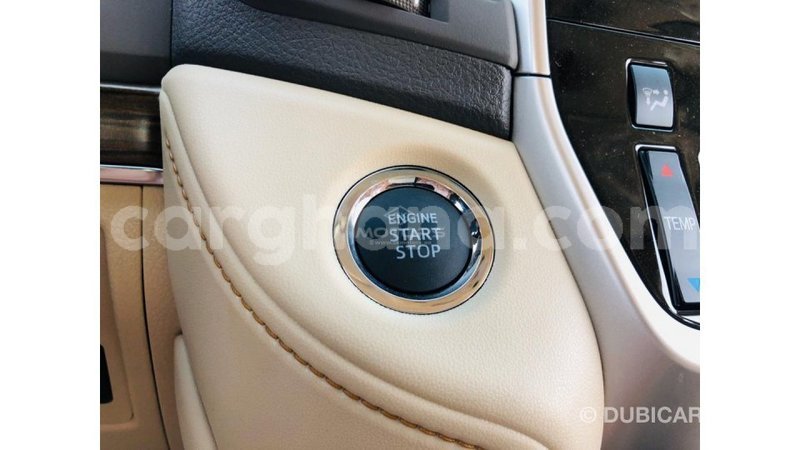 Big with watermark toyota land cruiser ashanti import dubai 14685